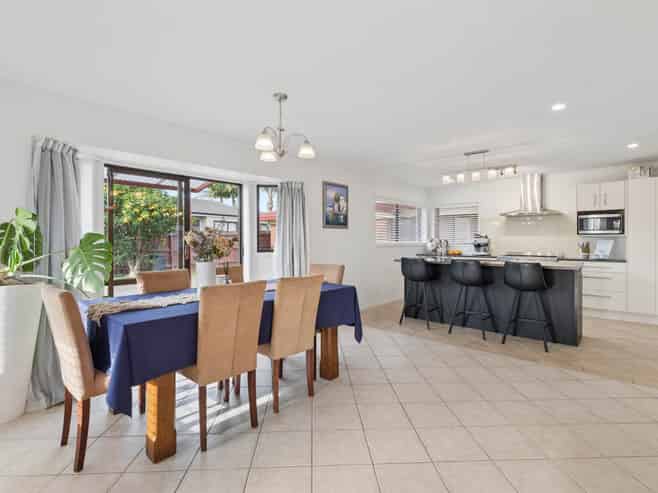 5 Pedlar Place, Conifer Grove