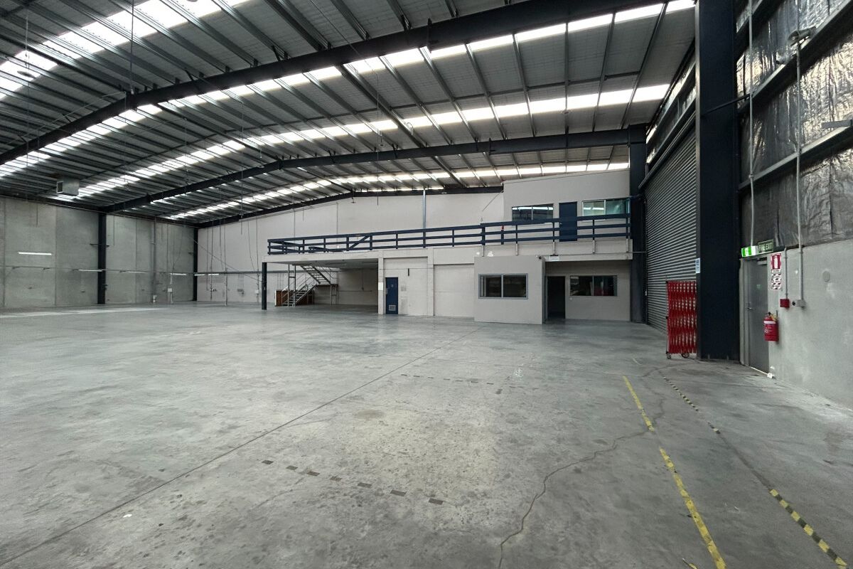Versatile Industrial – 1,773m² – pohled 4