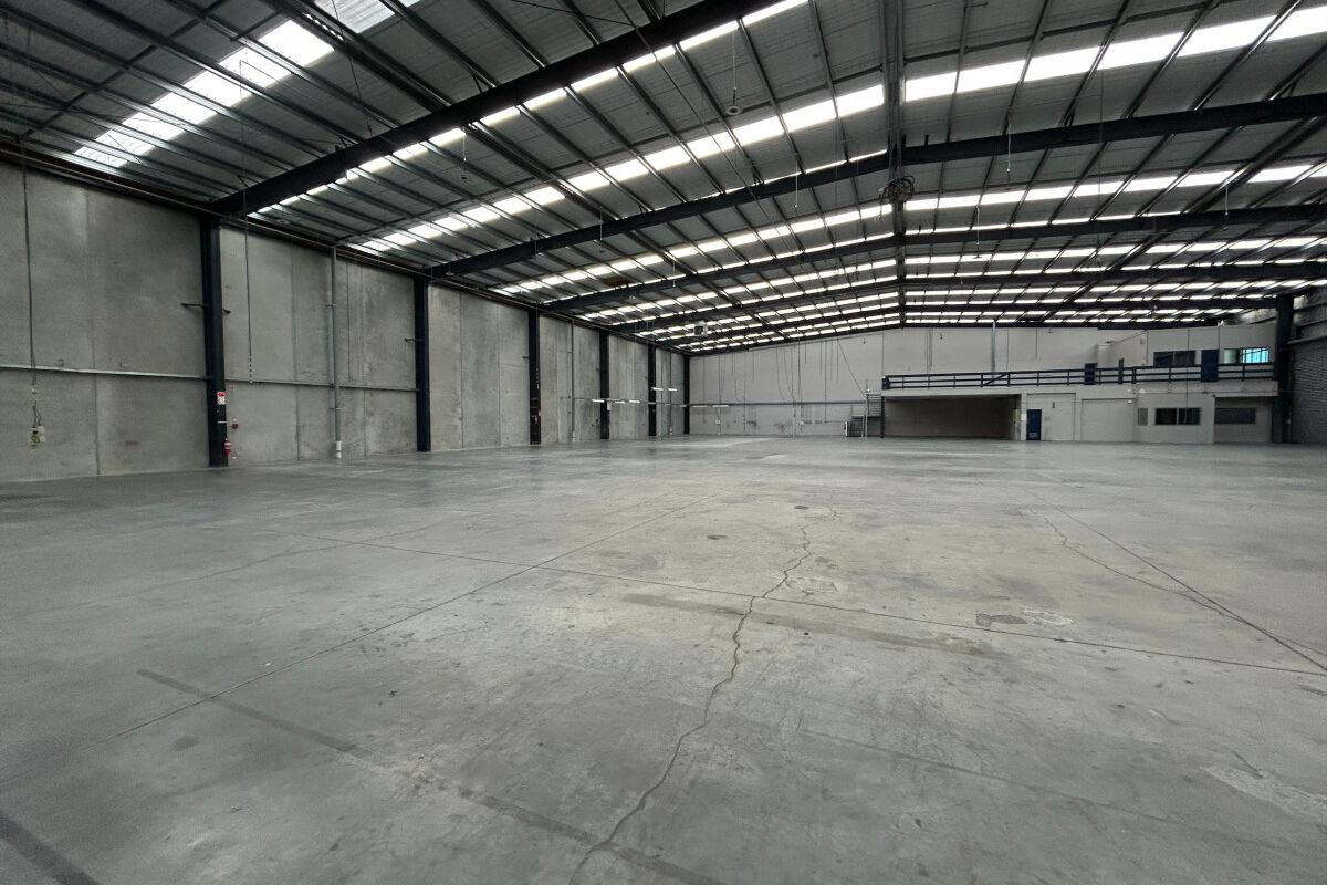 Versatile Industrial – 1,773m² – pohled 3