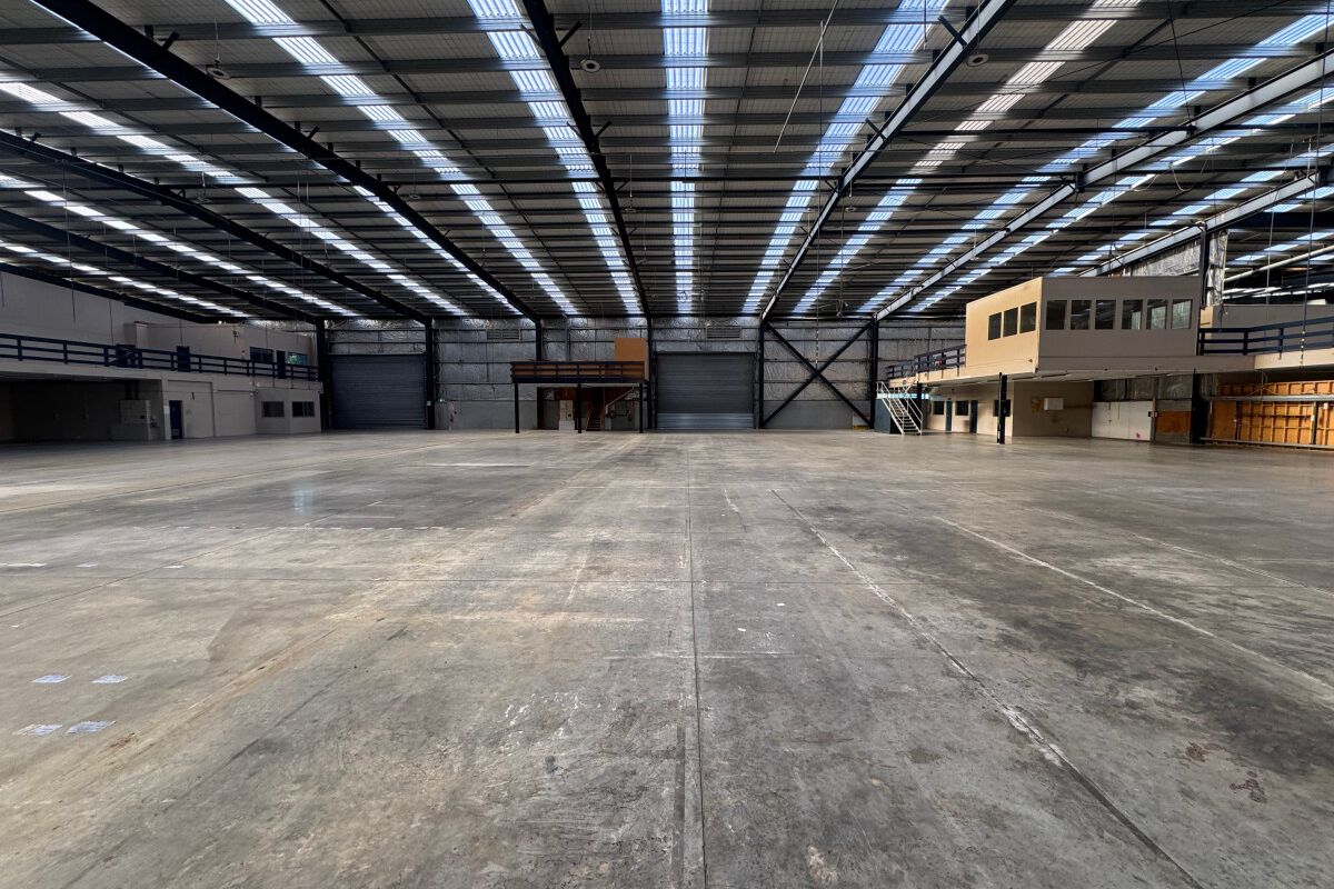 Well-Configured Industrial – 3,350m² - Aanzicht 5