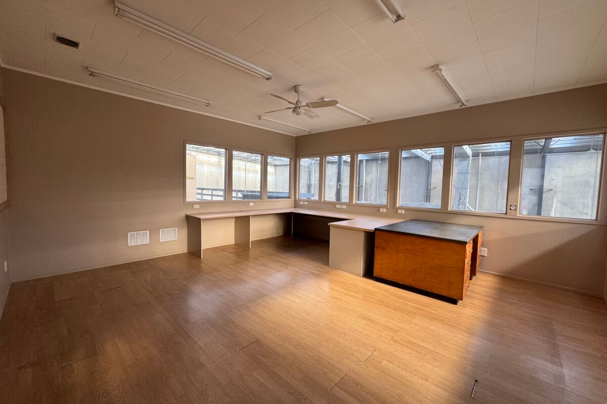 Well-Configured Industrial – 3,350m² - Meer