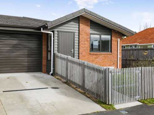 2/1 Paul Crescent, Fairfield