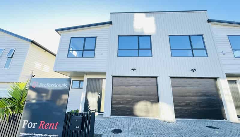 1B Mamuku Drive, Massey
