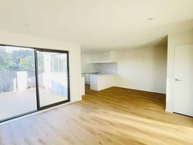 1B Mamuku Drive, Massey