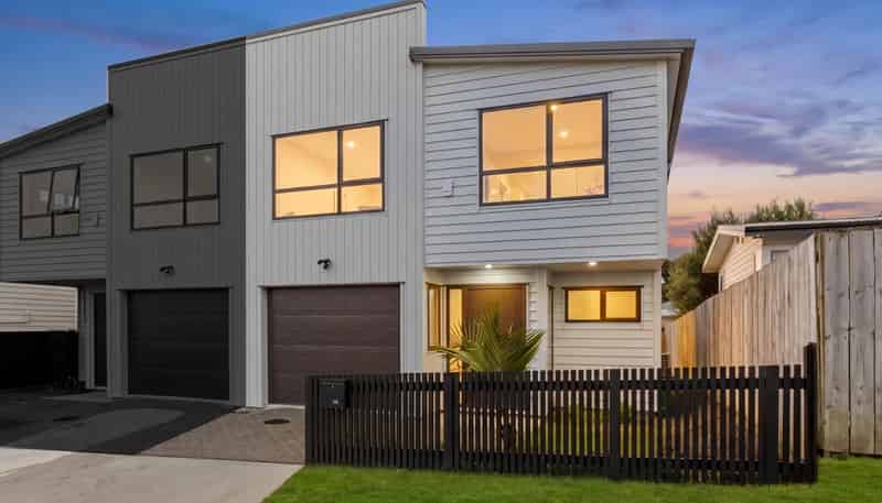 1B Mamuku Drive, Massey