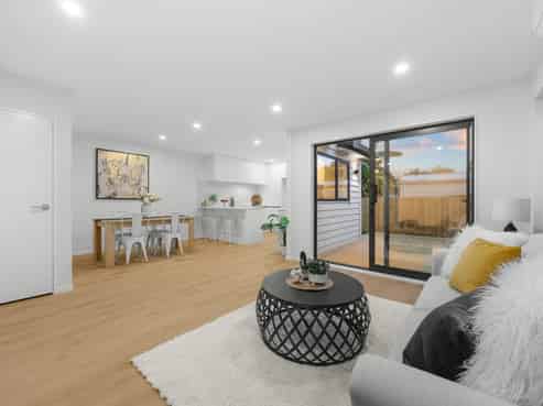 1B Mamuku Drive, Massey