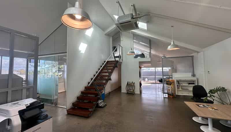 361 New North Road, Kingsland