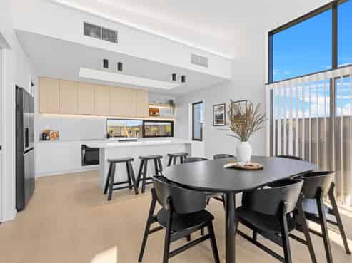 18 Finstock Way, Rolleston