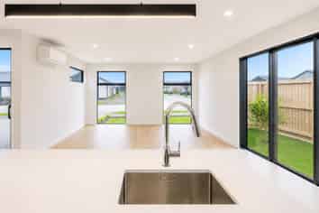 28 Vista Crescent, Rolleston