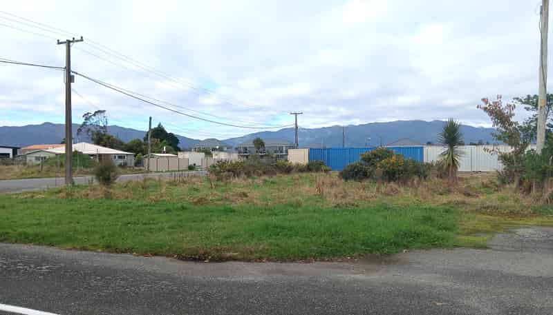 2 Mill Street & 36 Adderley Street, Westport