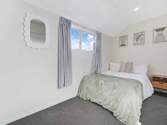 8/4 Keeling Road, Henderson