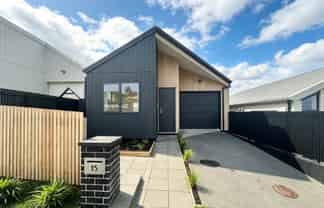 15 Mahinga Kai Road, Orewa