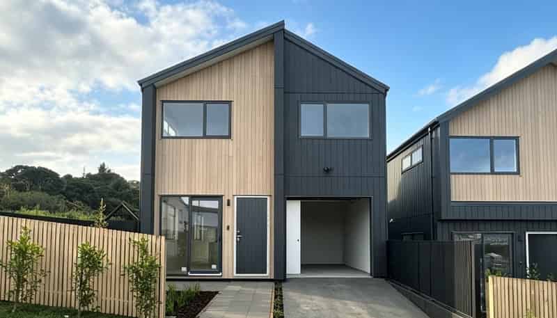 43 Mahinga Kai Road, Orewa