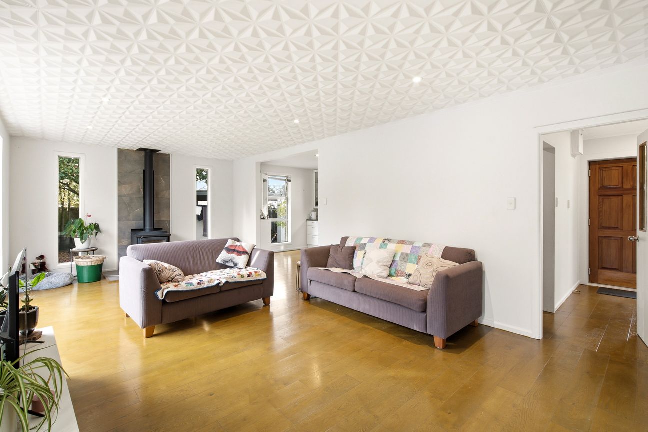 Affordable, Renovated & Private – další
