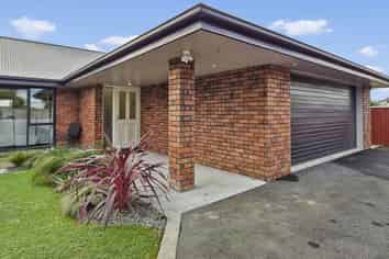 32 Grey Street, Feilding