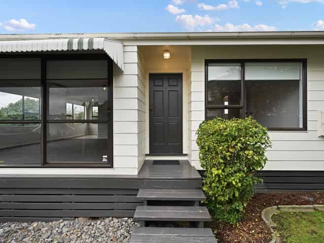 10A Madison Place, Dinsdale