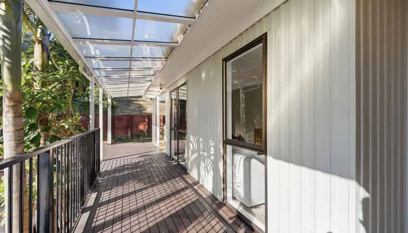 85 Oaktree Avenue, Browns Bay