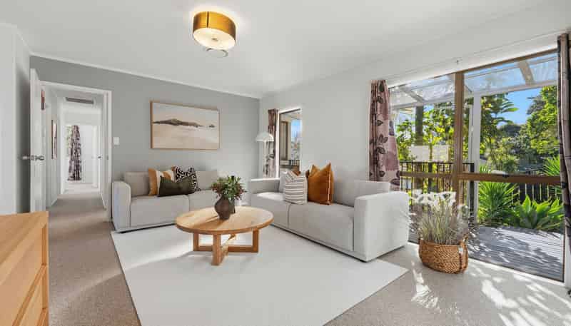 85 Oaktree Avenue, Browns Bay