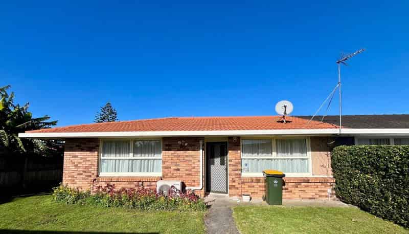 16 Winspear Place, Manukau