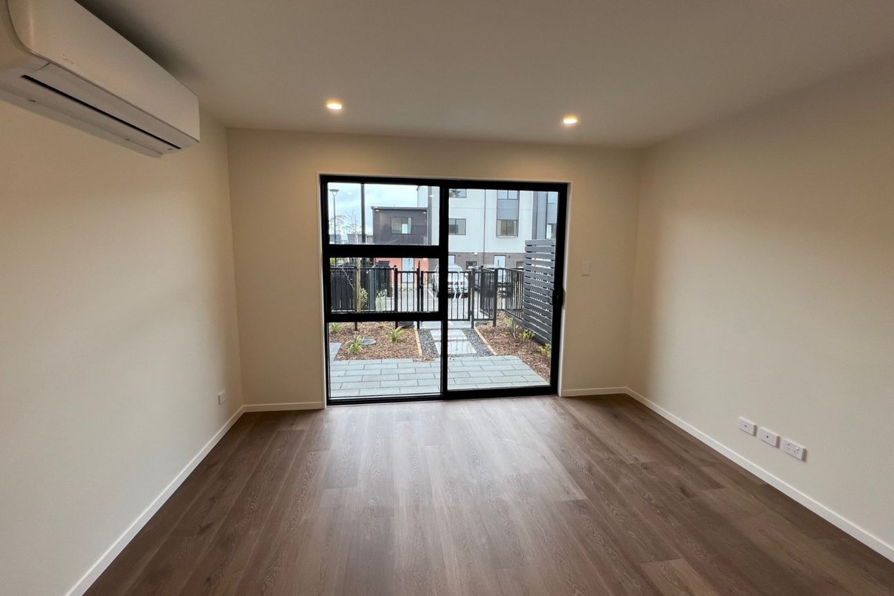 3 Bedroom Town House – pohled 3