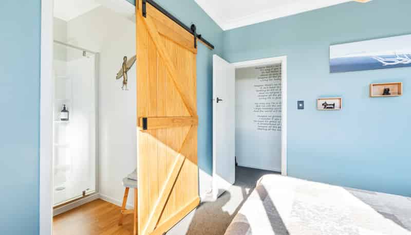 1606 South Road, Oakura