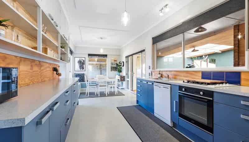 1606 South Road, Oakura