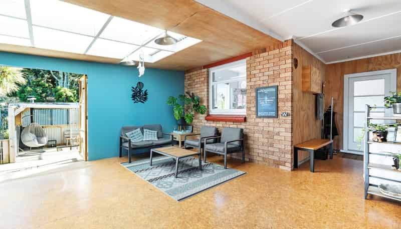 1606 South Road, Oakura