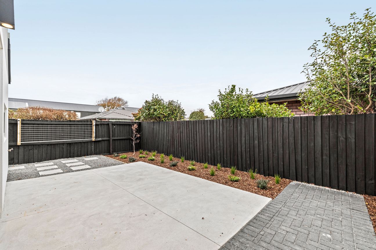 Freehold Townhouses With Architectural Edge – pohled 5