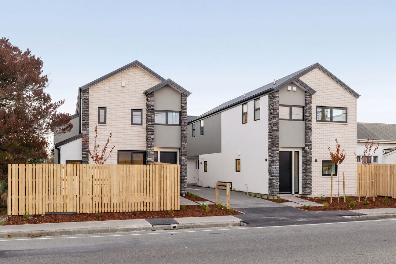 Freehold Townhouses With Architectural Edge – pohled 5