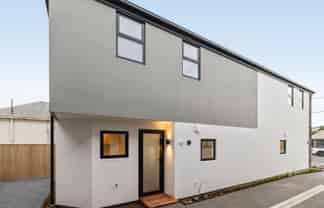 35D Wrights Road, Addington