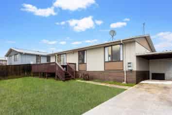 113 Boundary Road, Clover Park