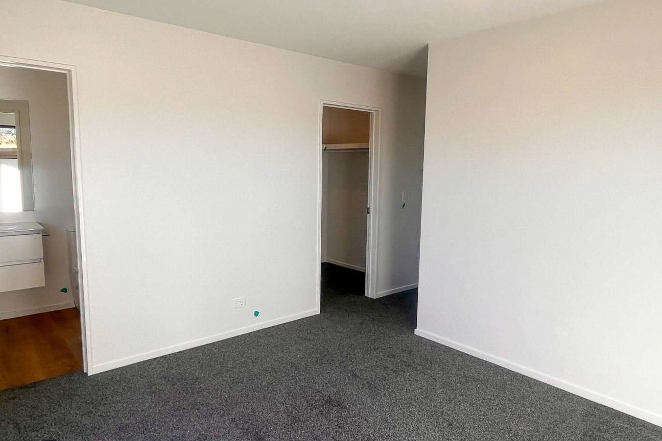 Kennedy's Green modern and sunny 4 bedroom! - Widok 6