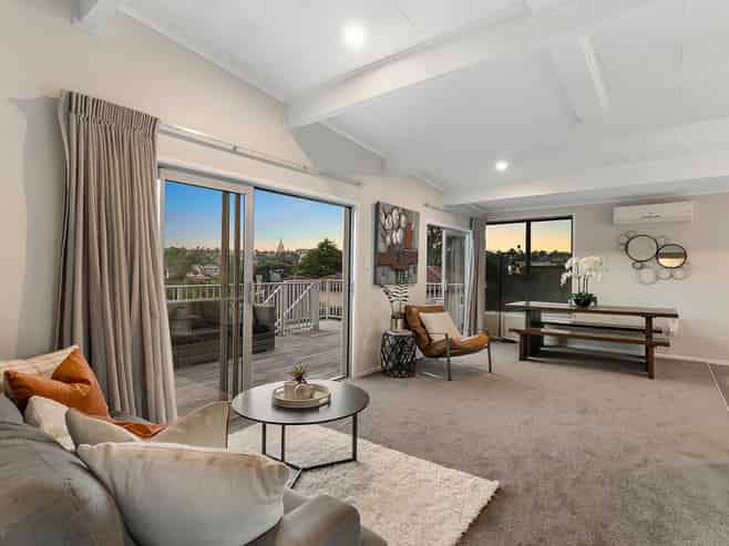 454B Beach Road, Murrays Bay