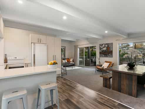 454B Beach Road, Murrays Bay