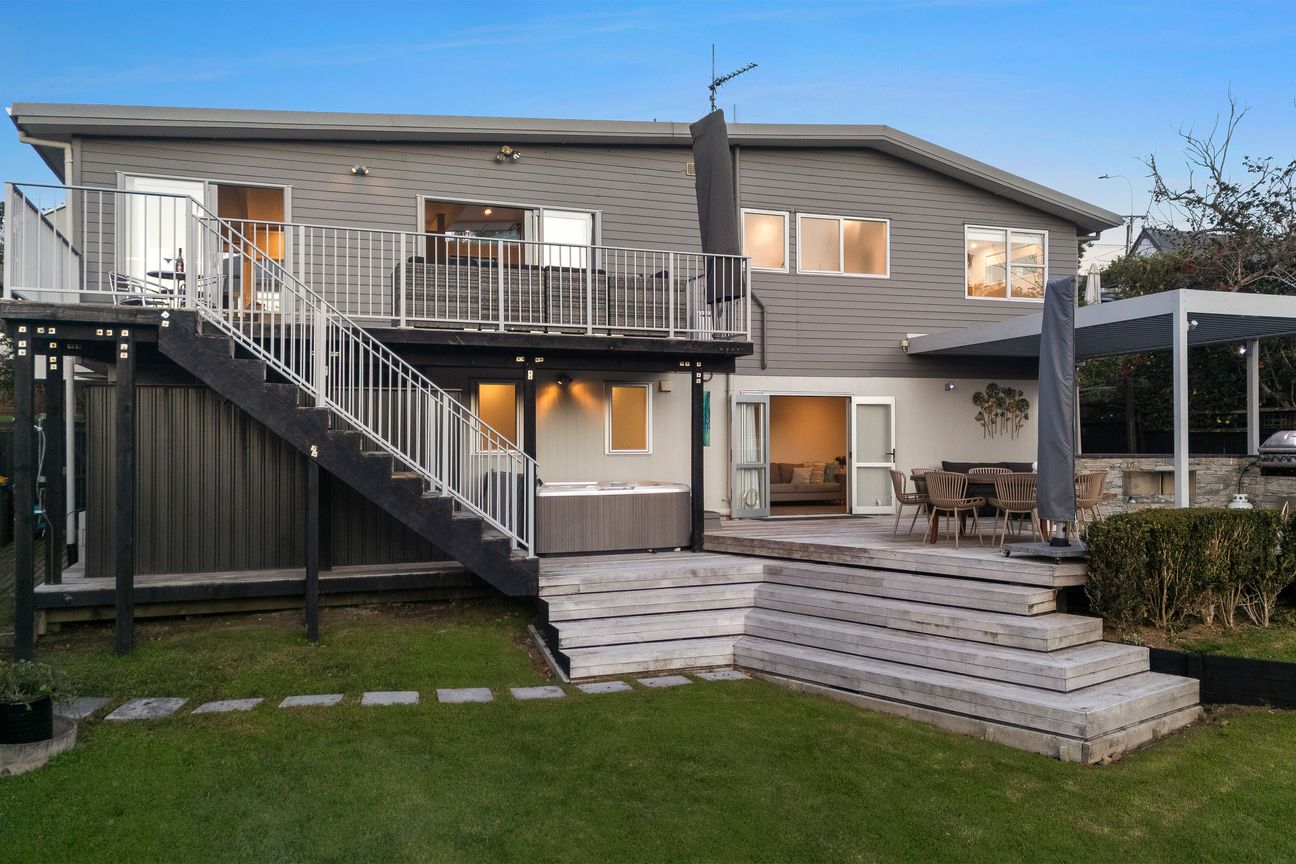 House in Murrays Bay - View 2
