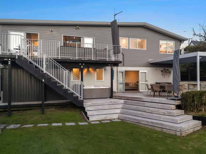 454B Beach Road, Murrays Bay