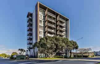 502/10 Auburn Street, Takapuna
