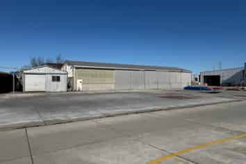 Contractors Yard - Warehouse + Portacom 