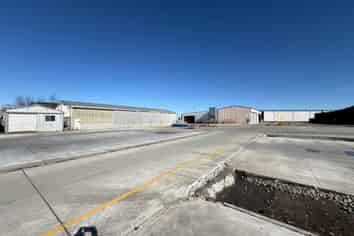 Contractors Yard - Warehouse + Portacom 