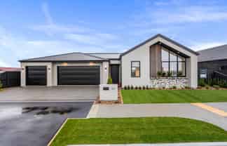  42 Wakeman Drive, Lincoln