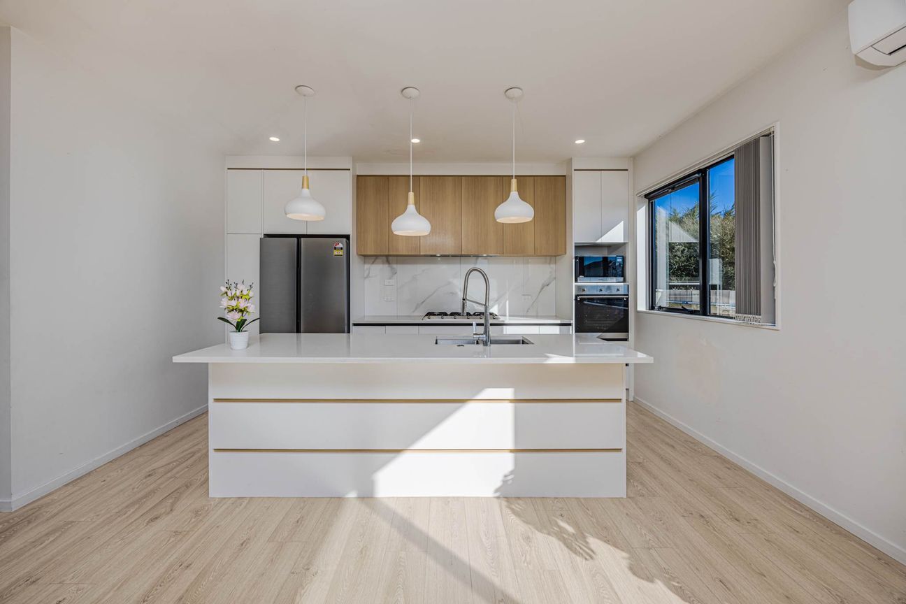 Spacious One-Level Family Living with 2 Ensuites - Aanzicht 3