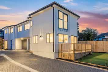 Lot 6/3 Commodore Drive, Lynfield