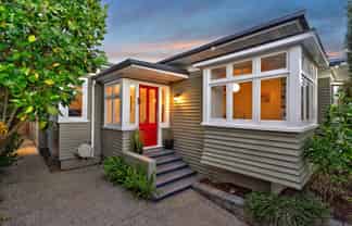 6 Stewart Road, Mount Albert
