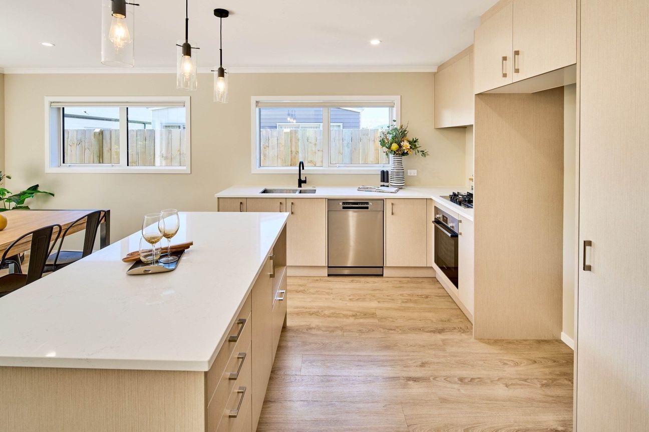 Modern 3-Bedroom Home in Popular Awatea Escape – pohled 4