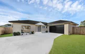 11 Riplington Road, Huntington Park