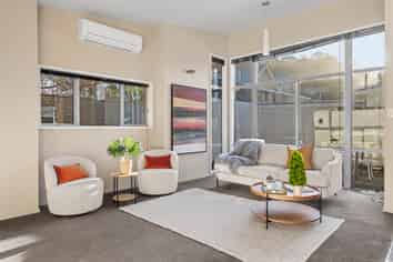 16A Albert Street, Saint Clair