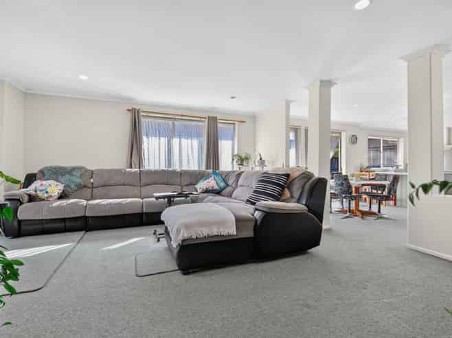 11 Arlington Court, Rototuna North