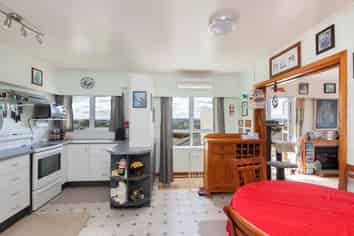80 Port Albert Road, Wellsford
