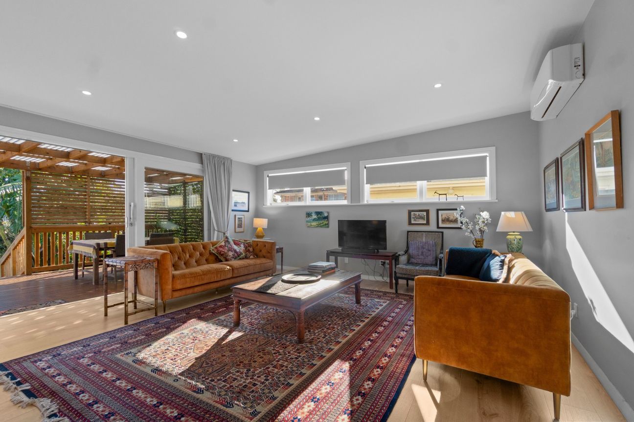 Renovated villa with granny flat - Widok 4