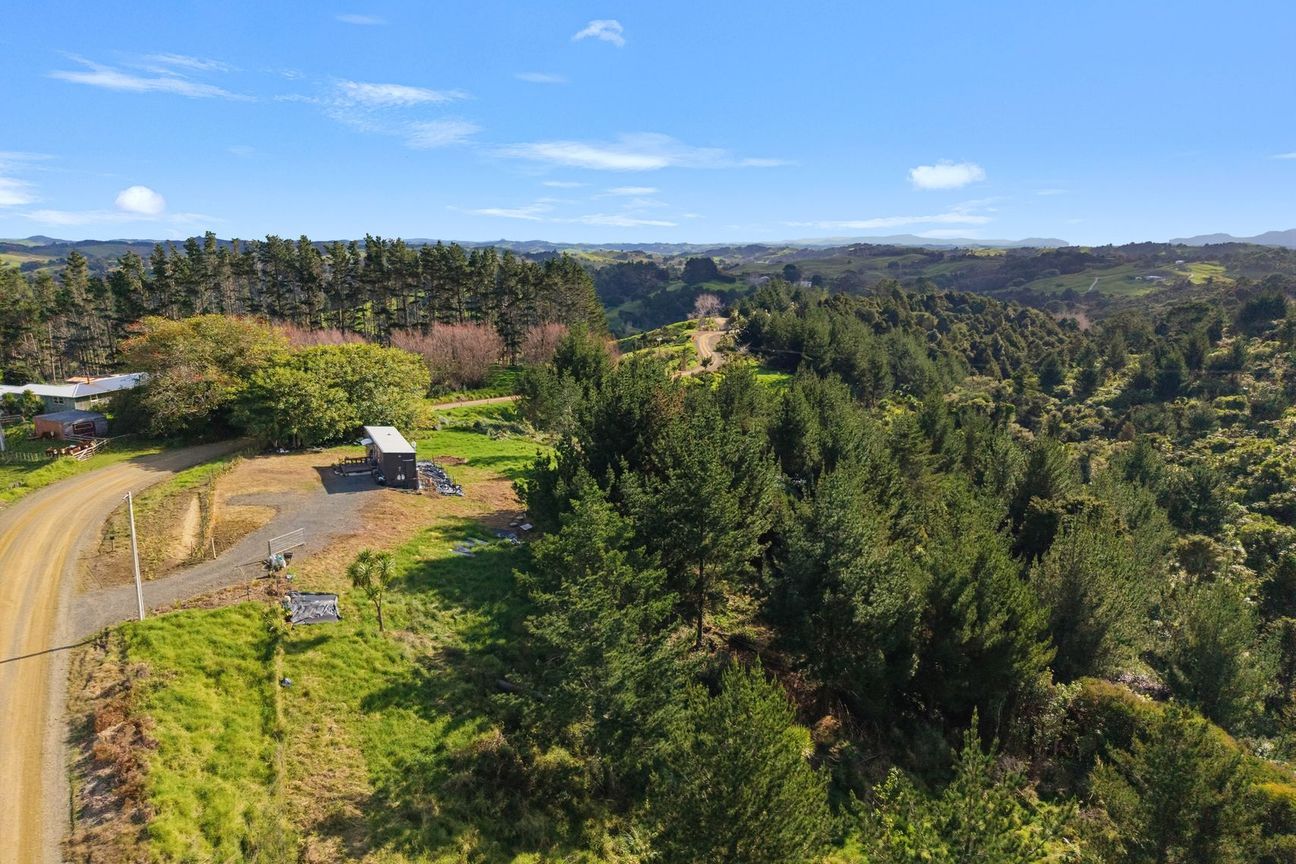 Country Calm on Franklin Road - View 4